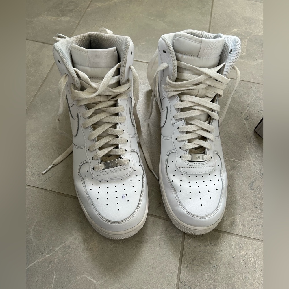 White Nike Air Force 1 high top 07